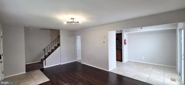 Sicklerville, NJ 08081,10 LANGDON CT