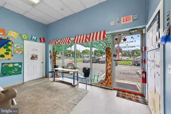 North Brunswick, NJ 08902,1709 ROUTE