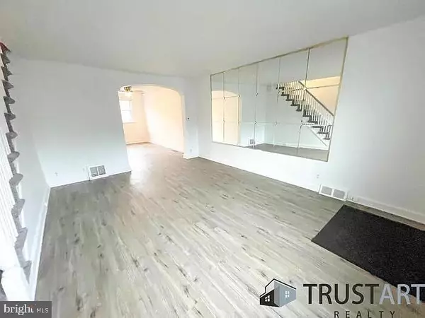 Philadelphia, PA 19149,6734 OAKLAND ST