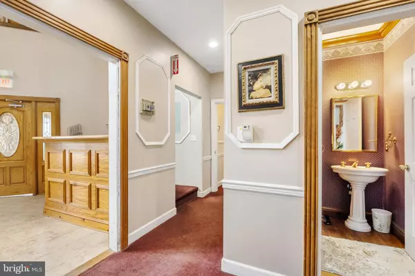 Matawan, NJ 07747,30 FRENEAU AVE #1A