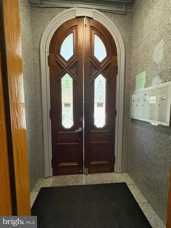 Allentown, PA 18101,542 W WALNUT ST