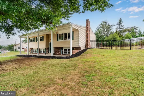 Mount Holly Springs, PA 17065,107 HILLSIDE