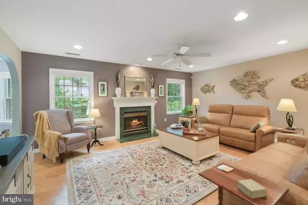 Ocean Pines, MD 21811,15 ESSEX CT
