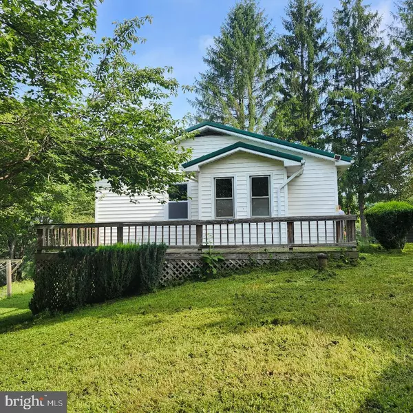Augusta, WV 26704,2445 BEAR WALLOW HOLLOW RD