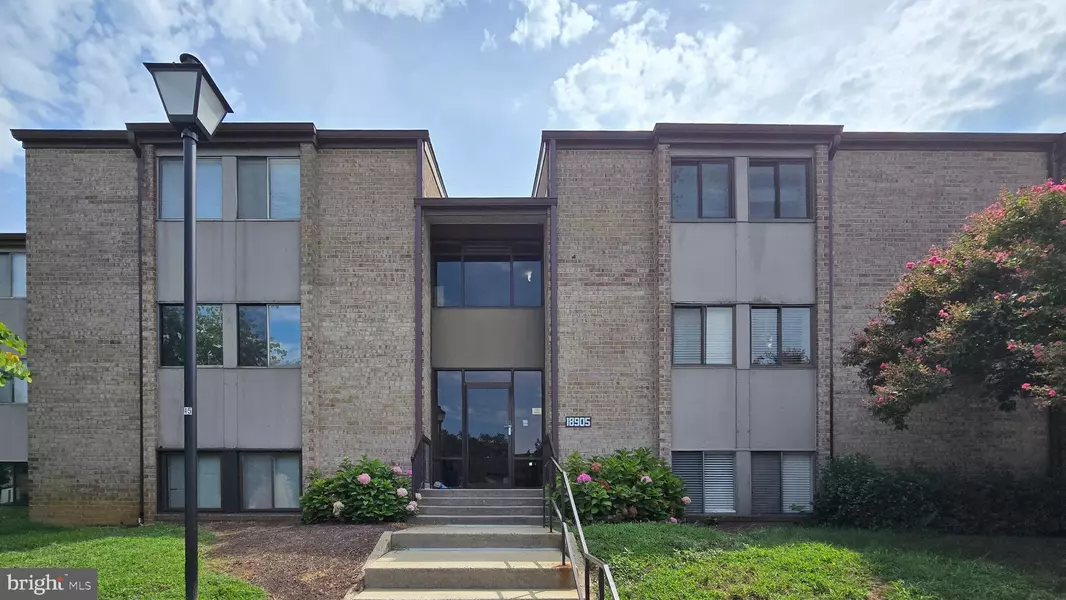 18905 SMOOTHSTONE WAY #I-3, Gaithersburg, MD 20886