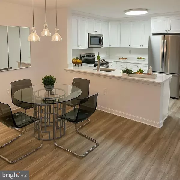 Alexandria, VA 22310,6903 VICTORIA DR #F