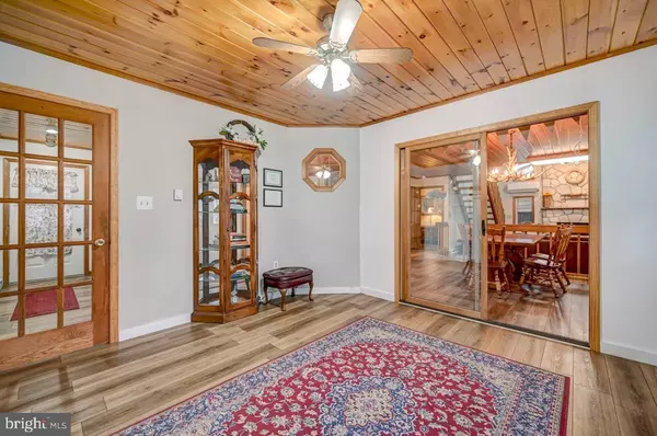 Pocono Lake, PA 18347,241 WYALUSING DR