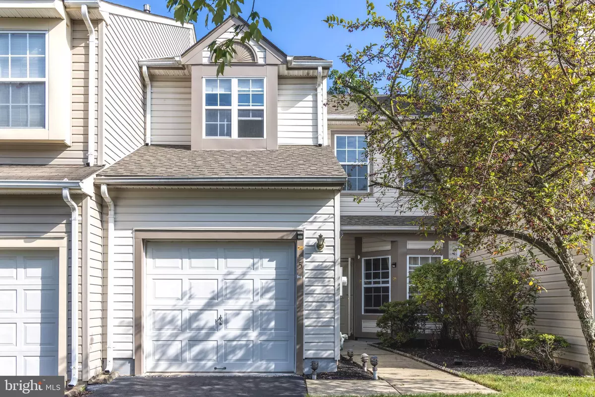 Robbinsville, NJ 08691,5 DUNSTON LN