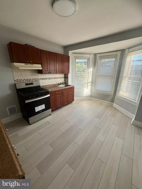 200 PARKER AVE #B, Oaklyn, NJ 08107