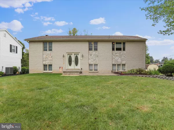 10603 HARRY HETH RD, Williamsport, MD 21795