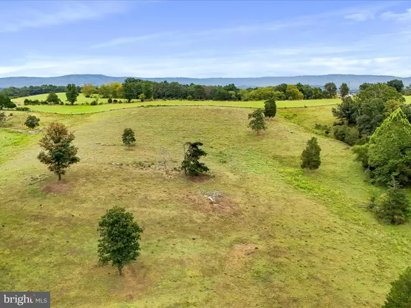 Keyser, WV 26726,736 SUSAN FLEEK RD