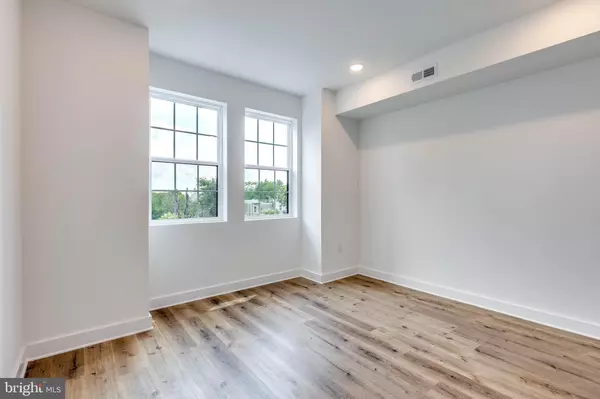 Philadelphia, PA 19133,2226 N REESE ST #2