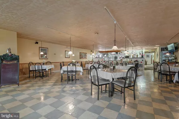 York, PA 17406,80 W MARKET