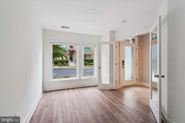 Fairfax, VA 22031,2988 STELLA BLUE LN