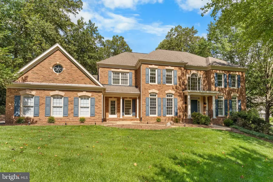 3227 FOXVALE DR, Oakton, VA 22124
