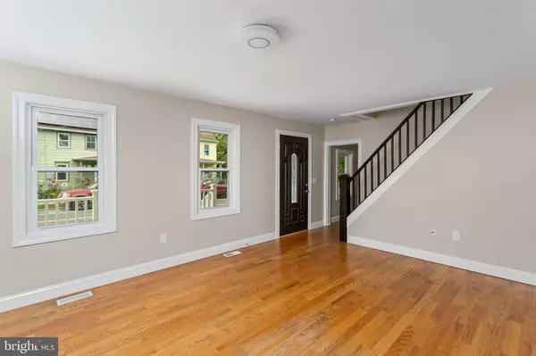 Columbus, NJ 08022,592 NEW YORK AVE