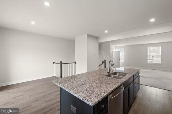 Lake Frederick, VA 22630,105 BAYHILL TER