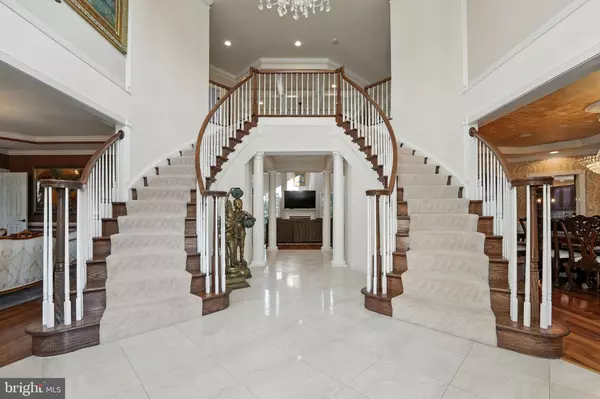 Leesburg, VA 20175,40656 CANONGATE DR
