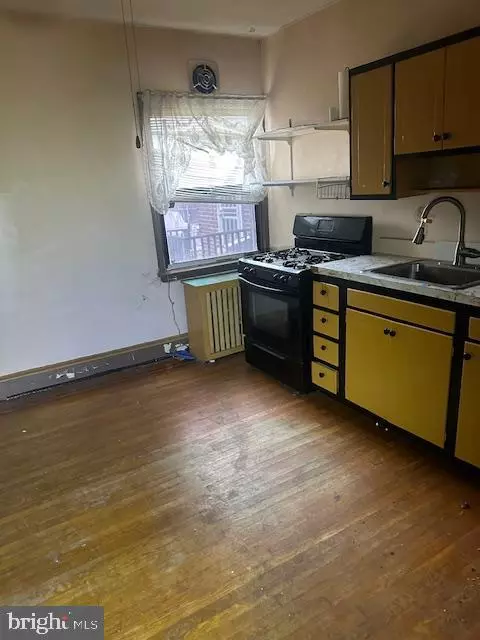 Philadelphia, PA 19120,163 W CHEW AVE