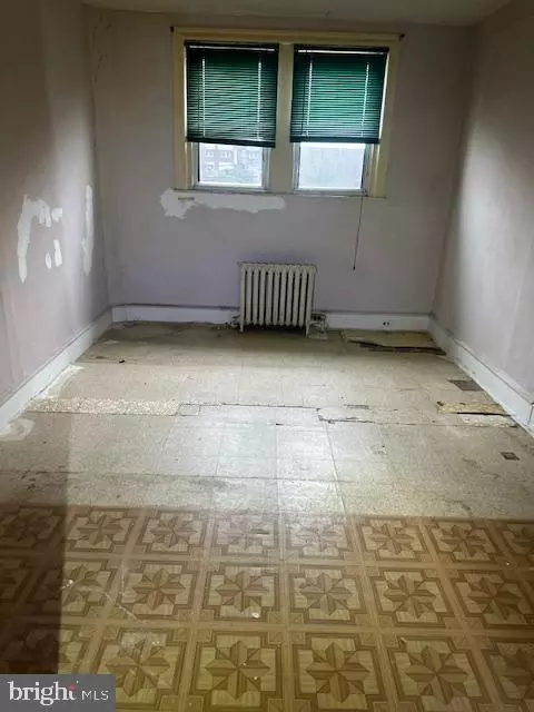 Philadelphia, PA 19120,163 W CHEW AVE