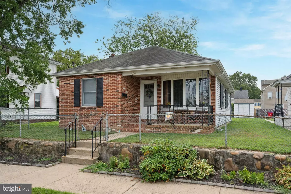 Bristol, PA 19007,720 CORSON ST