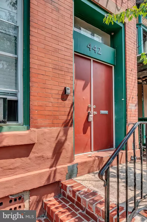 Trenton, NJ 08618,442 W HANOVER ST #2A