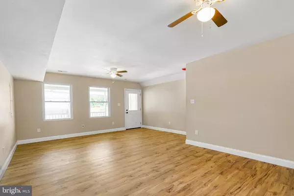 Elkton, MD 21921,344 W MAIN ST