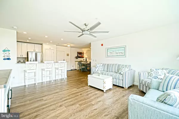 Lewes, DE 19958,24160 PORT LN #CC207