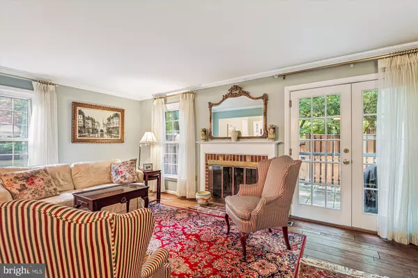 Arlington, VA 22206,2518 S WALTER REED DR #A