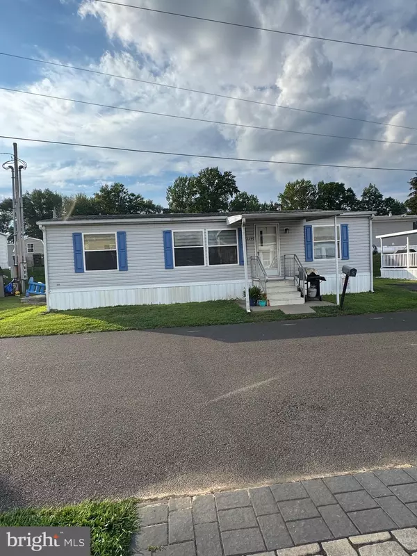 Feasterville Trevose, PA 19053,3340 AZALEA AVE