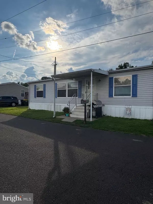 Feasterville Trevose, PA 19053,3340 AZALEA AVE