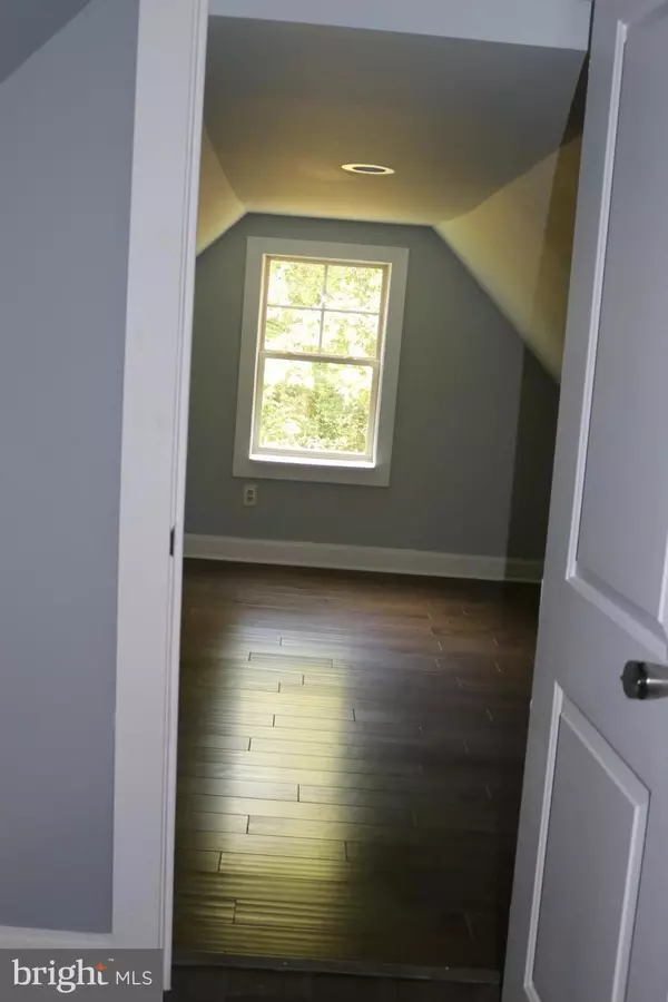 Stevensburg, VA 22741,19302 YORK RD