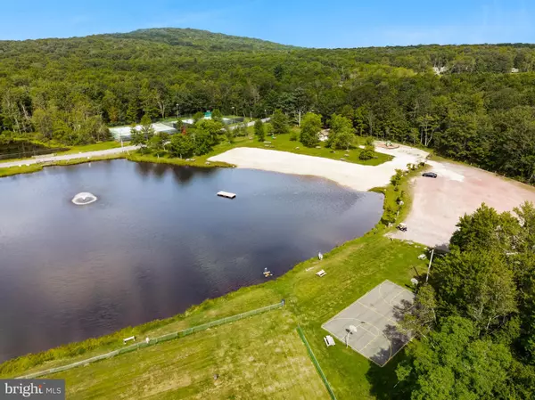 Pocono Lake, PA 18347,804 EVERGREEN DR