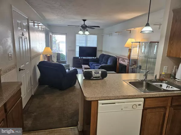 York, PA 17402,3584 MARK DR #3584