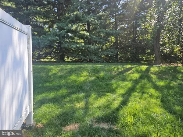 York, PA 17402,3584 MARK DR #3584