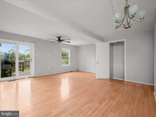 Laurel, MD 20707,14909 ASHFORD CT