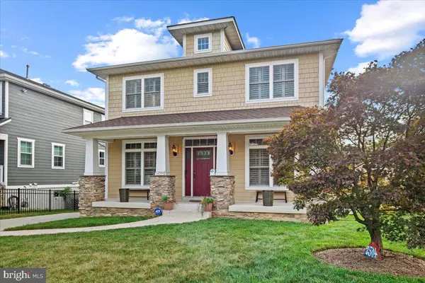 Arlington, VA 22201,2504 WASHINGTON BLVD