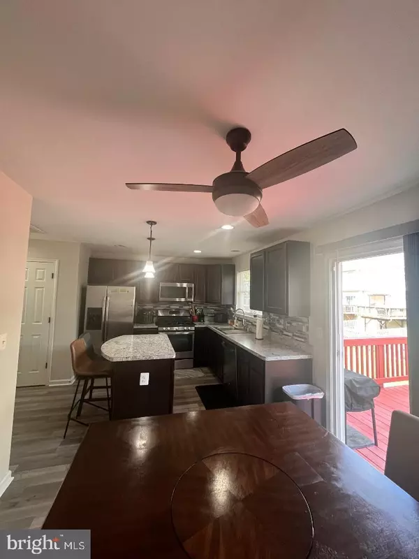 Fredericksburg, VA 22408,2335 DRAKE LN