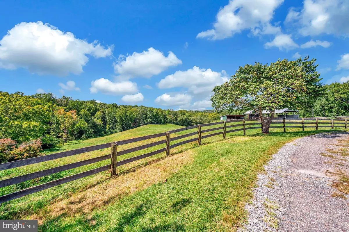 King George, VA 22485,1306 HAWKINS LN