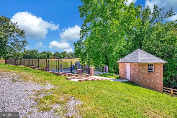 King George, VA 22485,1306 HAWKINS LN