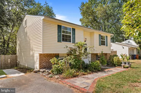 Germantown, MD 20876,19208 FOX CHAPEL DR