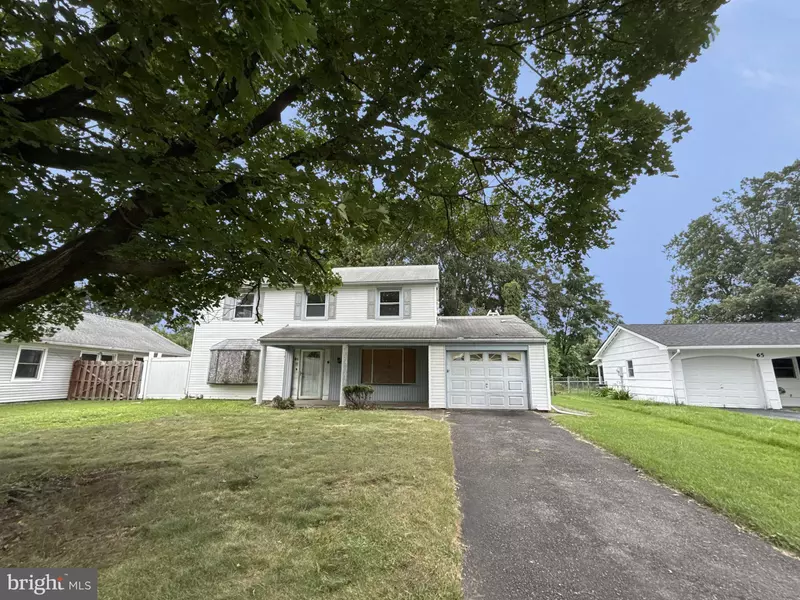 61 PAGEANT LN, Willingboro, NJ 08046
