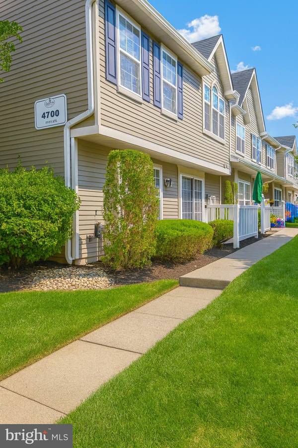 4705 GRENWICH LN, Mount Laurel, NJ 08054