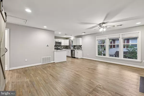 Woodbridge, VA 22192,2852 CHABLIS CIR #14A