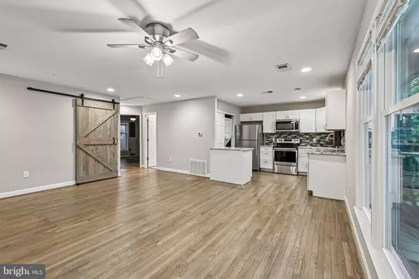 Woodbridge, VA 22192,2852 CHABLIS CIR #14A