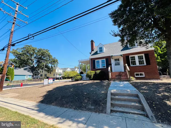 Arlington, VA 22205,621 N KENSINGTON ST