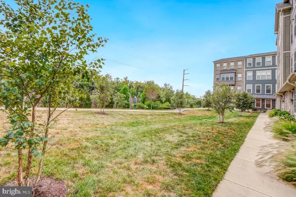 Manassas Park, VA 20111,408-B PULLMAN PL