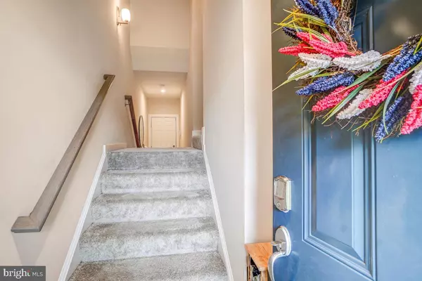 Manassas Park, VA 20111,408-B PULLMAN PL