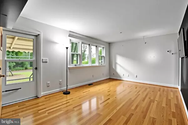 Havre De Grace, MD 21078,4138 OAK DR