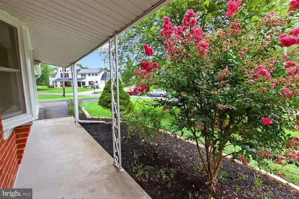 Potomac, MD 20854,11704 GREENLANE DR